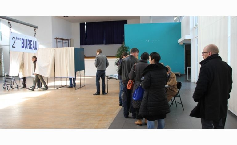 50129. Cherbourg: les candidats votent