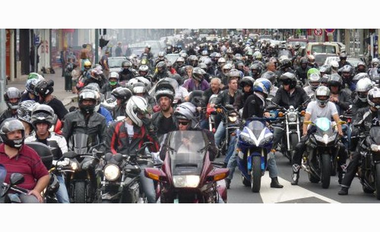 61001. 250 motards en colère à Alençon contre l'abaissement de la vitesse sur les routes départementales