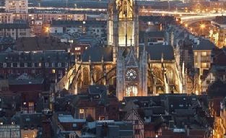 76540. Rouen : l'église Saint-Maclou primée au niveau national