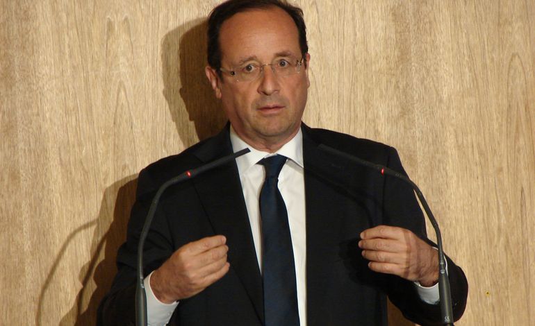 76540. D-Day : François Hollande évoque Rouen lors des cérémonies