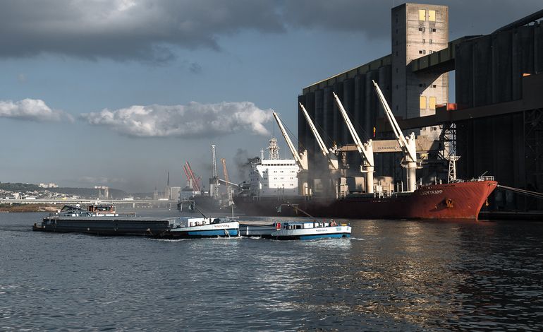 76540. HAROPA réélu meilleur port européen pour l'Asie