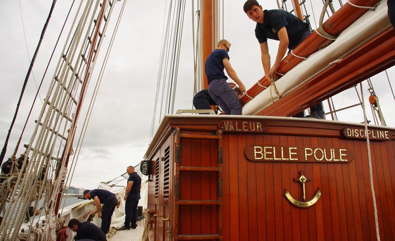 Embarquement à bord de la Belle Poule (VIDEO)