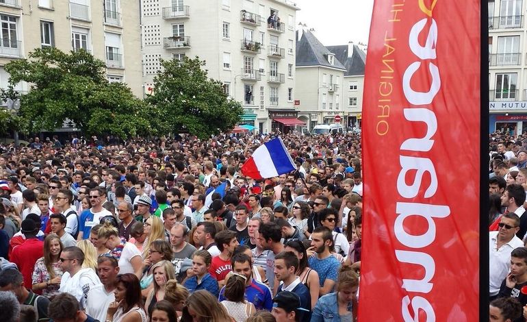 14118. 1/4 de finale France Allemagne : plus de 3 000 spectateurs à Caen avec Tendance Ouest 