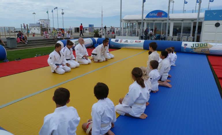 Le Havre : Initiation au judo en présence d'un champion