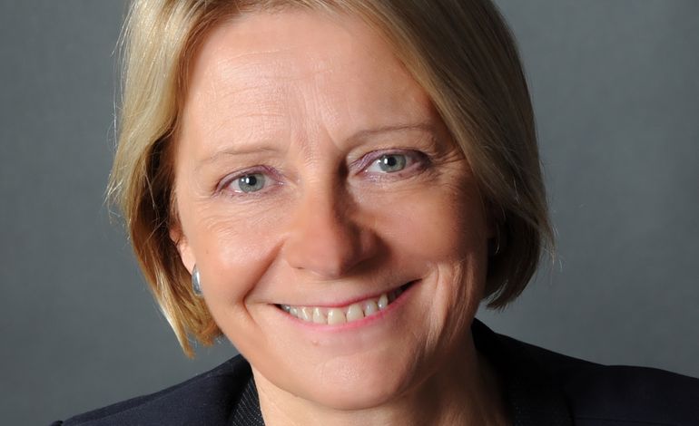 La députée-maire UMP Véronique Louwagie réagit au remaniement du gouvernement