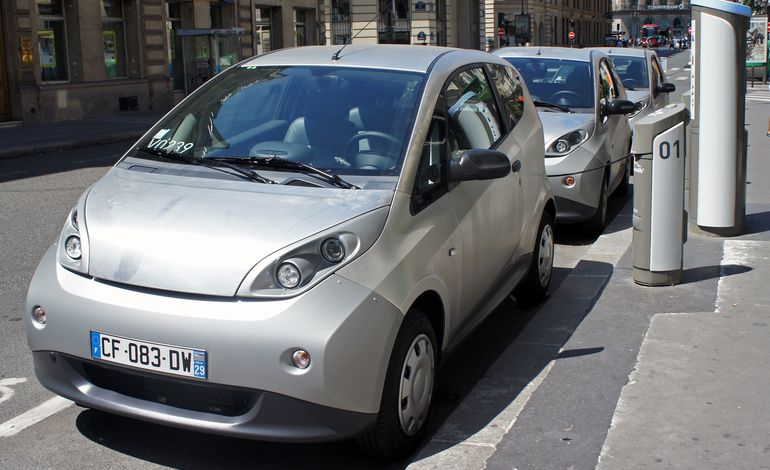 Dieppe : l'électrique Bluecar produite chez Renault 