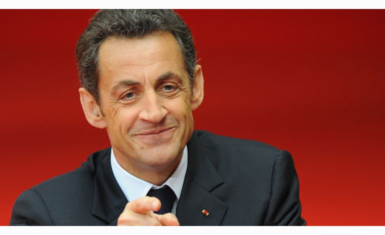 Retour de Nicolas Sarkozy en politique : la réaction "mitigée" de Philippe Gosselin 