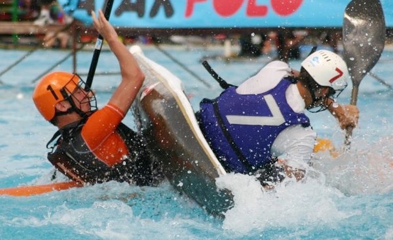 Mondiaux de kayak-polo : découvrez ce sport spectaculaire