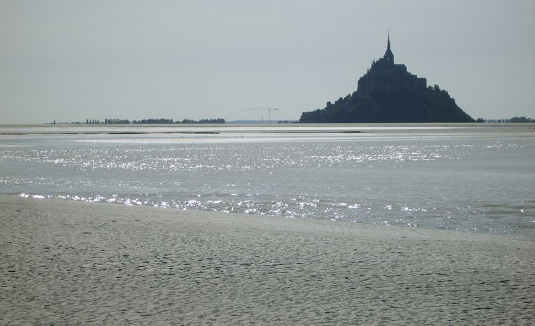 Un couple surpris par la marée secouru en baie du Mont-Saint-Michel