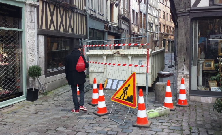 Rouen : Deux ans après, le restaurant incendié démoli