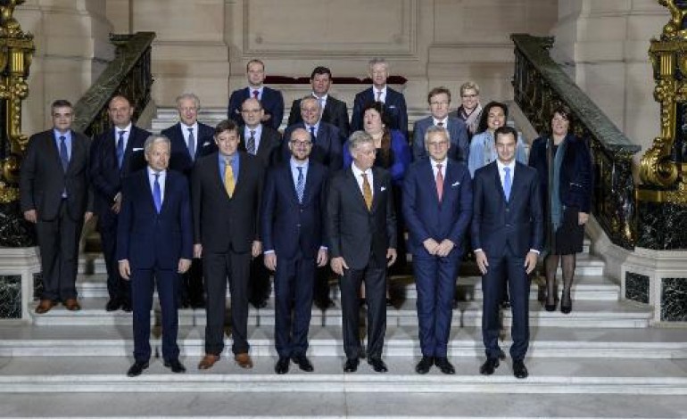 Bruxelles (AFP). Le nouveau gouvernement belge a prêté serment et entre en fonction