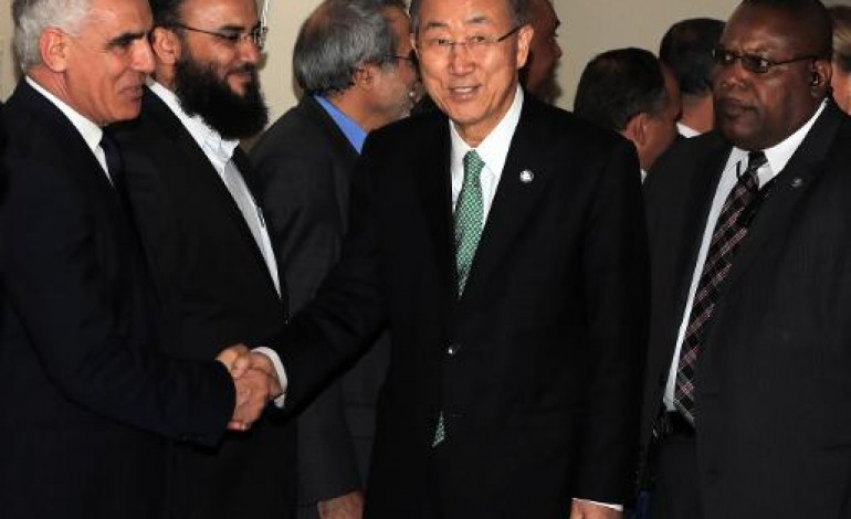 Tripoli (AFP). Ban Ki-moon en Libye, appelle à un cessez le feu et incite au dialogue