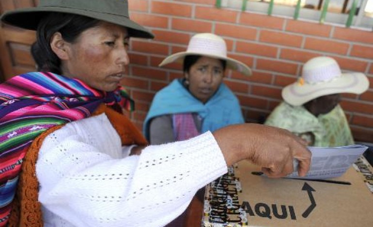 La Paz (AFP). La Bolivie a voté, vers une réélection attendue d'Evo Morales 