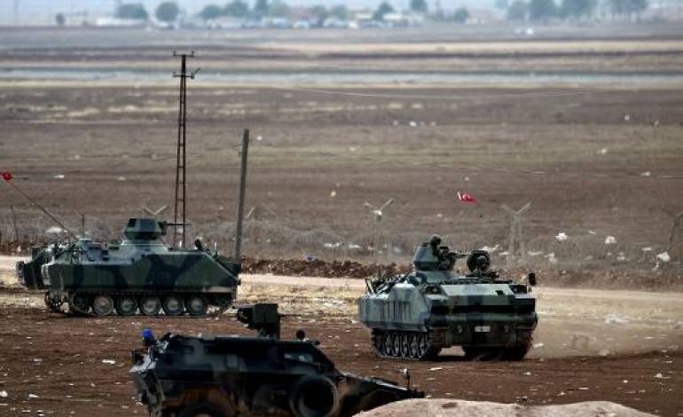 Mursitpinar (Turquie) (AFP). Syrie: violents combats près de Kobané, Ankara ouvre ses bases 