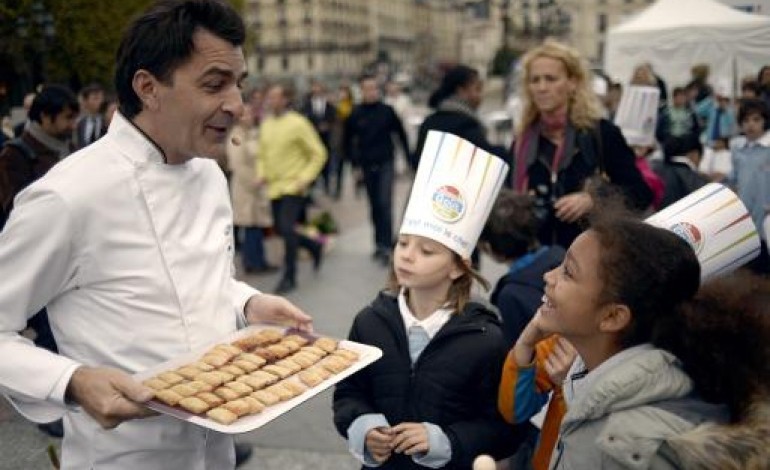 Paris (AFP). Quatre grands chefs titillent les papilles des écoliers parisiens