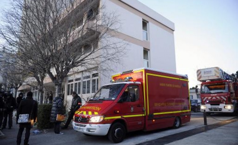 Marseille (AFP). Marseille: un policier jugé pour un tir mortel de flash-ball