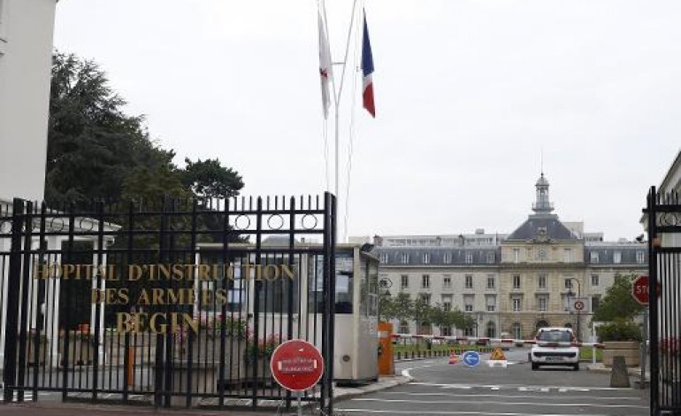 Saint-Mandé (France) (AFP). Ebola : premiers tests négatifs pour une infirmière hospitalisée pour fièvre suspecte