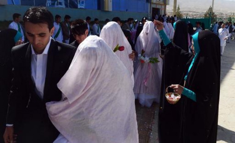 Kaboul (AFP). A Kaboul, les mariages collectifs anti bling bling ont le vent en poupe