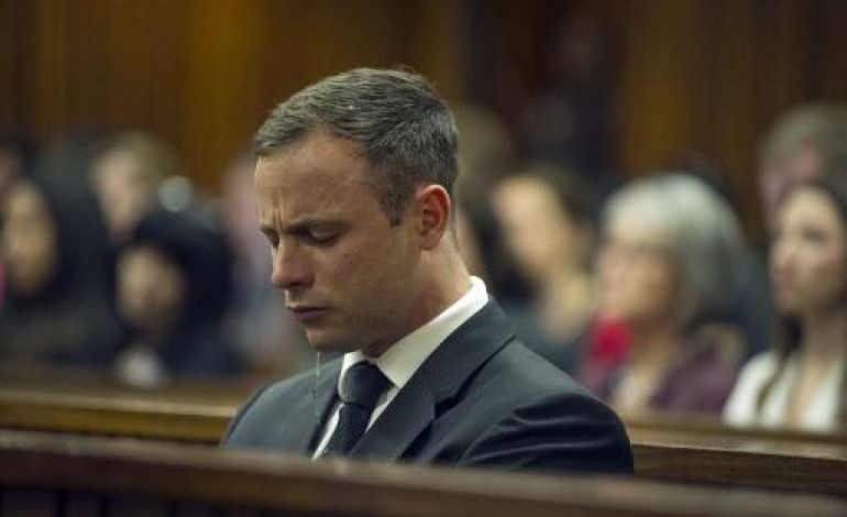 Pretoria (AFP). Pistorius: l'accusation demande 10 ans de prison, la défense une peine de substitution