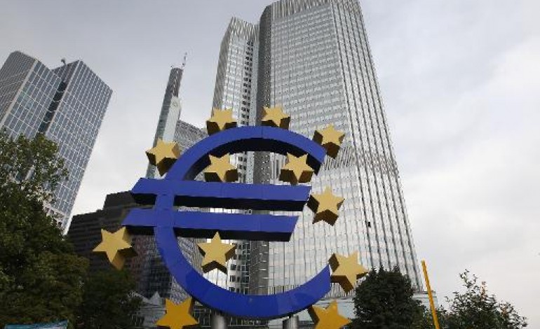 Paris (AFP). Les marchés européens terminent en hausse après avoir frôlé la panique