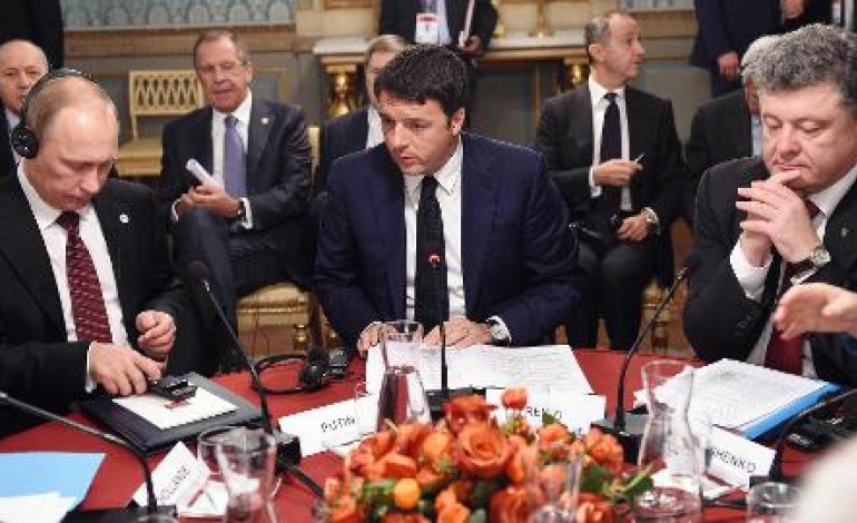 Kiev (AFP). Ukraine: Porochenko annonce des accords avec Poutine sur le gaz et la frontière