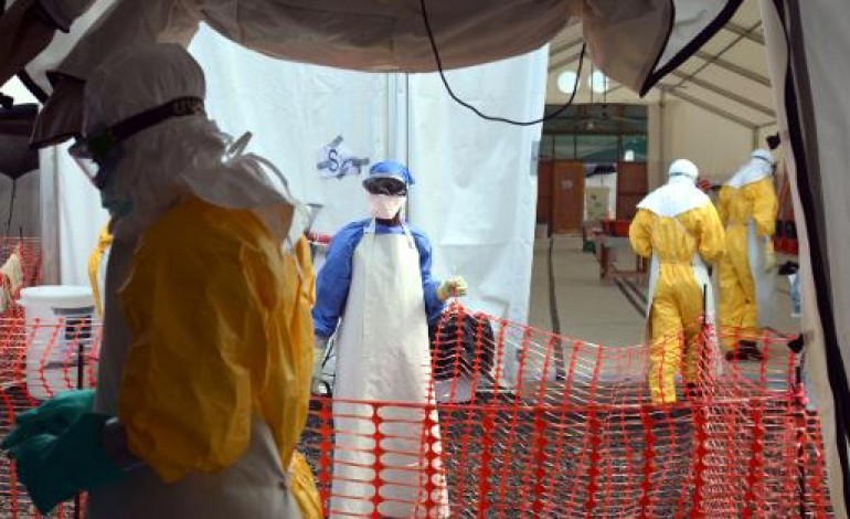 Madrid (AFP). Ebola: test encourageant pour la 1ère malade hors d'Afrique, l'UE veut muscler son aide