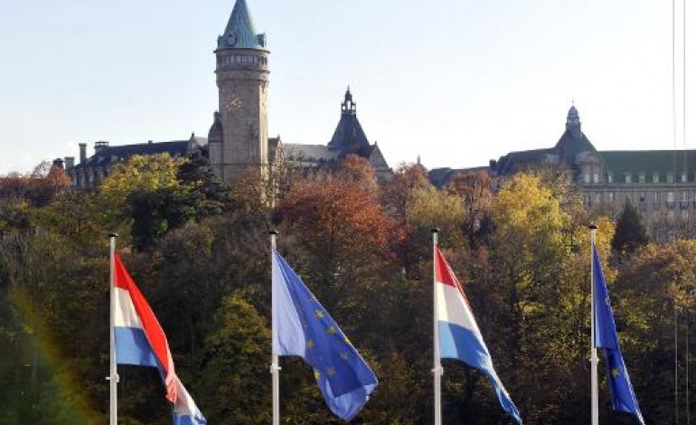 Luxembourg (AFP). Le Luxembourg et Juncker au centre d'un scandale sur un vaste système d'évasion fiscale
