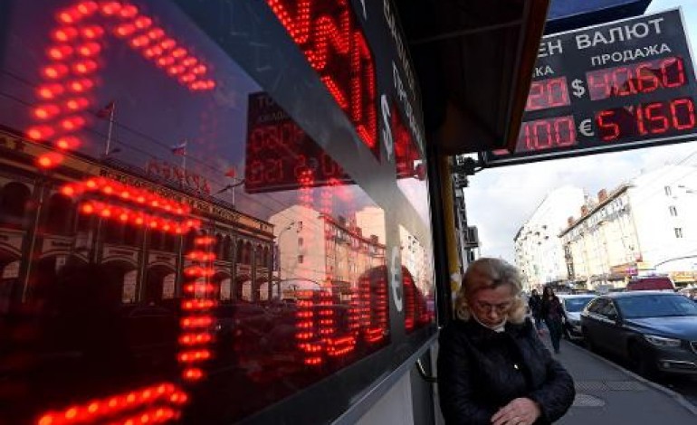 Moscou (AFP). Russie: la banque centrale n'interviendra qu'en cas de menace financière