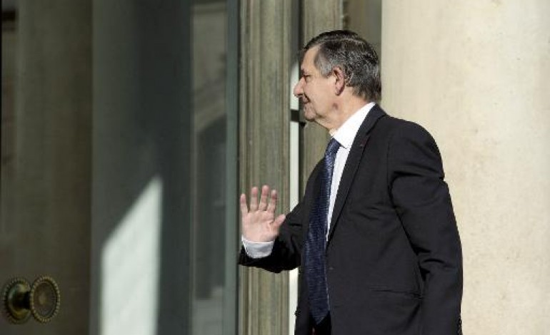 Paris (AFP). Jouyet sur la sellette, Fillon contre-attaque, Sarkozy dénonce un torrent de boue