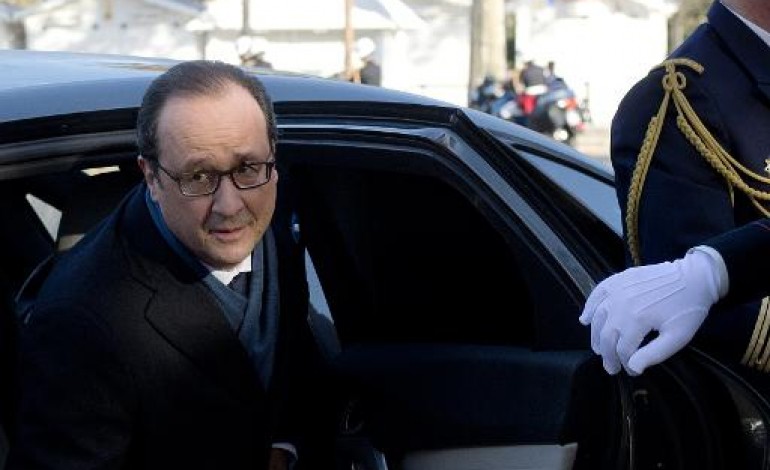 Paris (AFP). Début des cérémonies du 11 novembre sur les Champs-Elysées