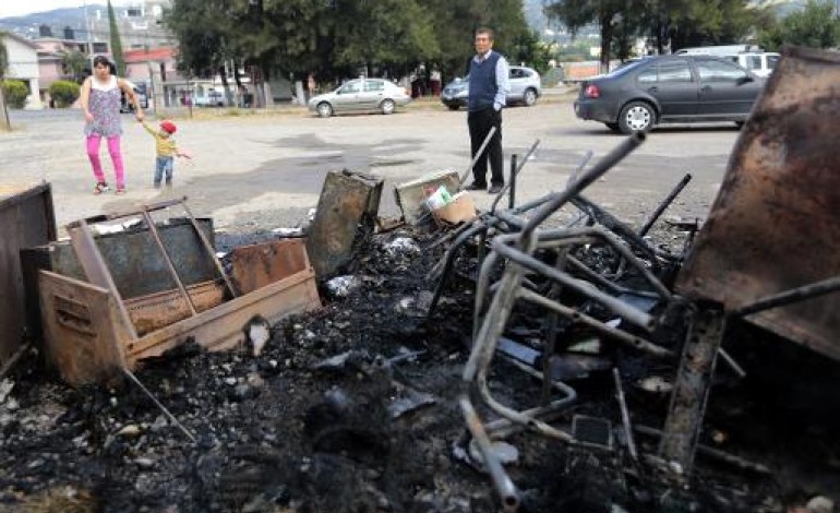 Chilpancingo (Mexique) (AFP). Etudiants disparus au Mexique: le siège régional du parti au pouvoir incendié
