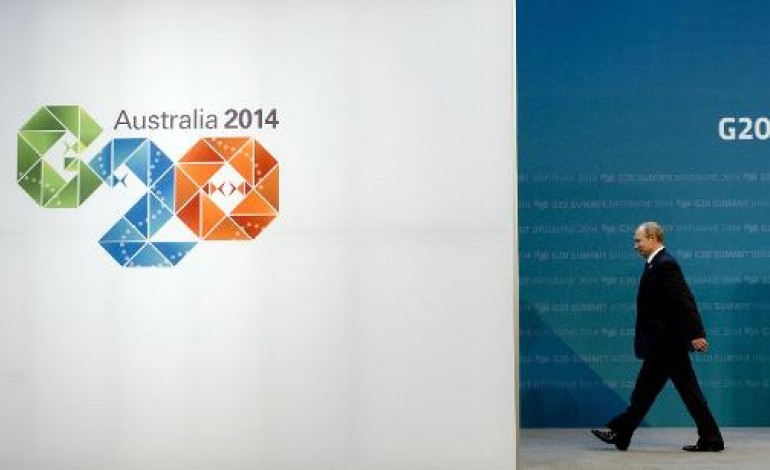 Brisbane (Australie) (AFP). Accablé par les occidentaux, Poutine décide d'écourter sa présence au G20