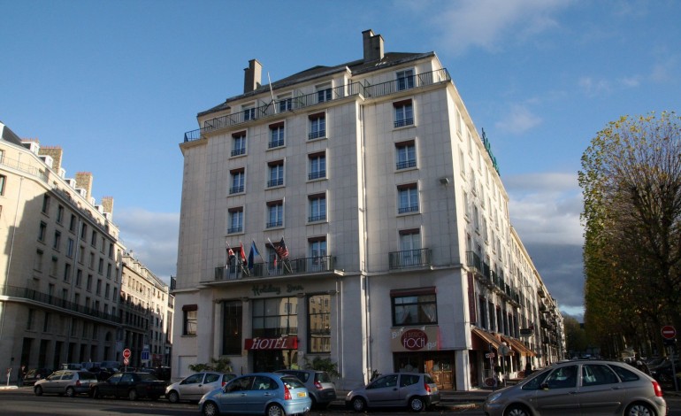 Le mobilier de l'hôtel Malherbe à vendre aux enchères à Caen