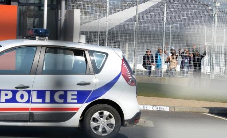 Paris (AFP). Les sans-papiers enfermés toujours aussi massivement