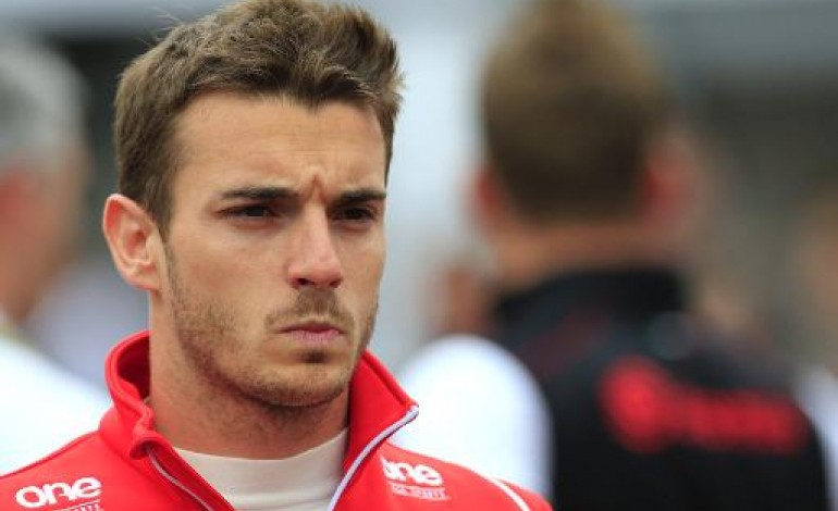 Nice (AFP). F1: Jules Bianchi est sorti du coma artificiel et a été transféré à Nice