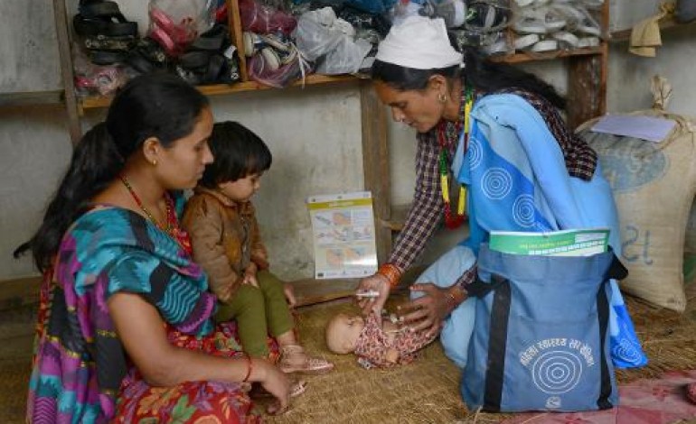 Badalamji (Népal) (AFP). Au Népal, un simple gel antiseptique pour sauver les nouveaux-nés