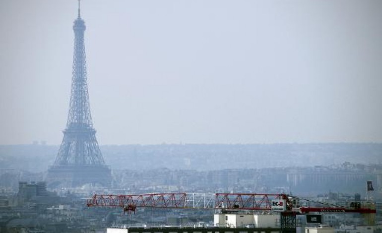 Paris (AFP). Pollution à Paris: des effets comparables au tabagisme passif