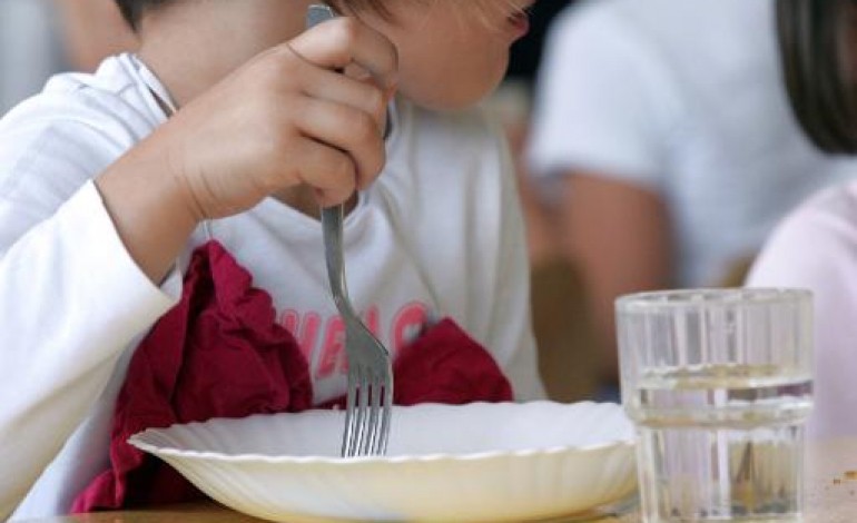 Lyon (AFP). Décès d'un enfant après un repas dans une cantine scolaire de l'Ain
