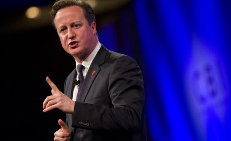 Londres (AFP). Immigration: Cameron annonce des restrictions et menace d'une sortie de l'UE