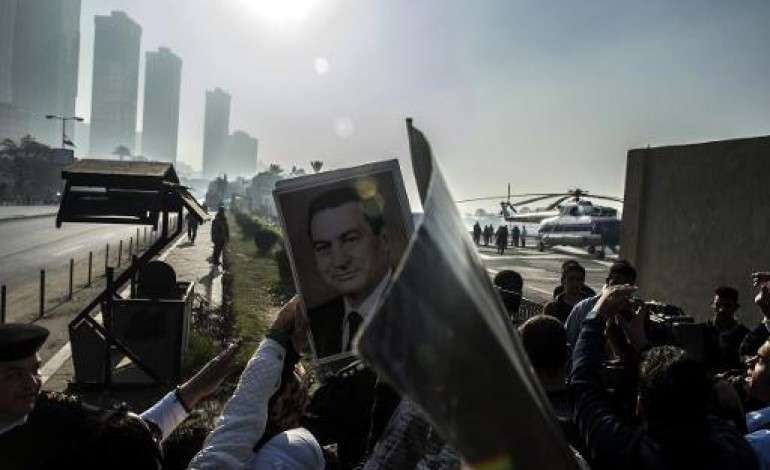 Le Caire (AFP). Egypte: Moubarak blanchi de l'accusation de complicité de meurtres