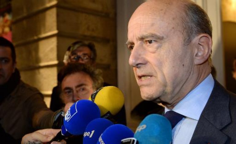 Paris (AFP). Elections: Juppé a plus de capacité que Sarkozy de gagner pour 40% des Français 