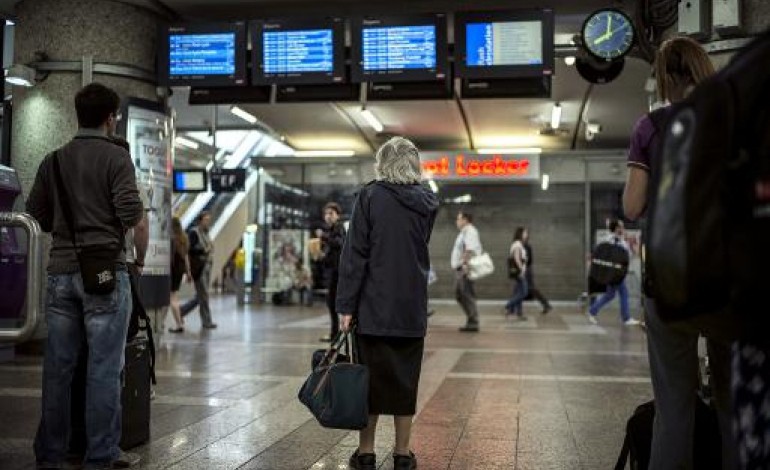 Paris (AFP). SNCF: la grève des contrôleurs s'annonce très suivie