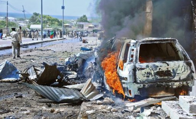 Mogadiscio (AFP). Somalie: au moins 4 morts dans un attentat visant un convoi de l'ONU à Mogadiscio