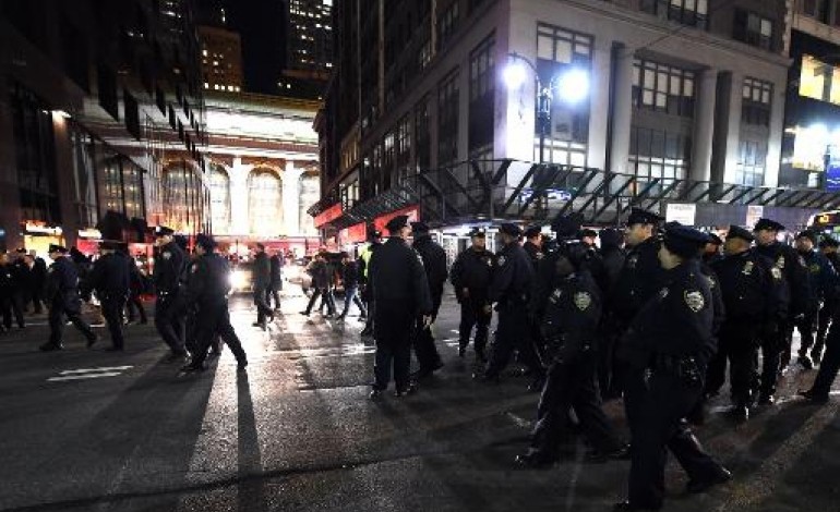 New York (AFP). Etats-Unis: un policier blanc non inculpé après la mort d'un noir