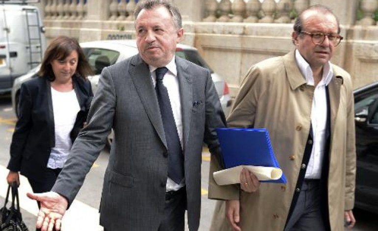 Marseille (AFP). Détournement de fonds publics: Guérini, l'ex-homme fort du PS, fixé sur son sort 