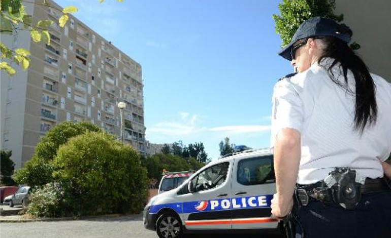 Paris (AFP). Tuerie de Bruxelles/Nemmouche: cinq interpellations à Marseille