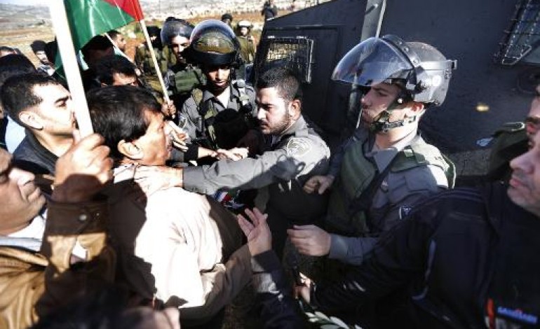 Ramallah (Territoires palestiniens) (AFP). Ziad Abou Eïn est mort après des coups, selon un ministre palestinien