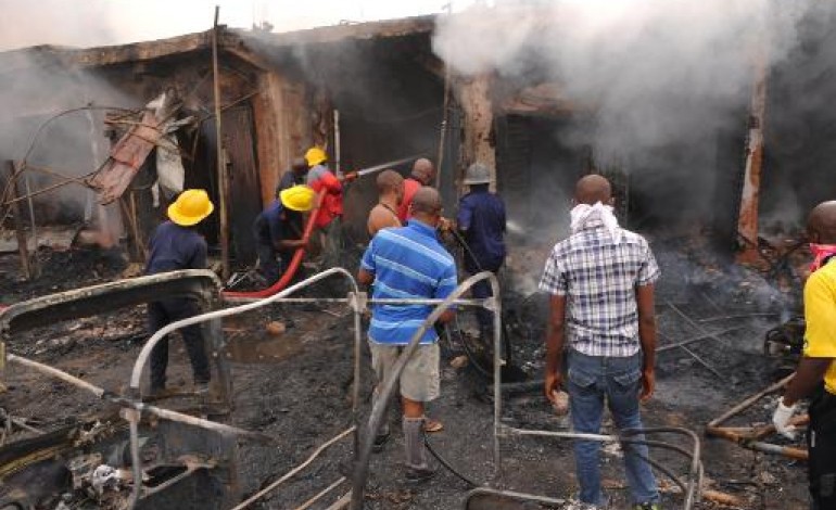 Lagos (AFP). Nigeria: 31 morts dans un double attentat de Jos