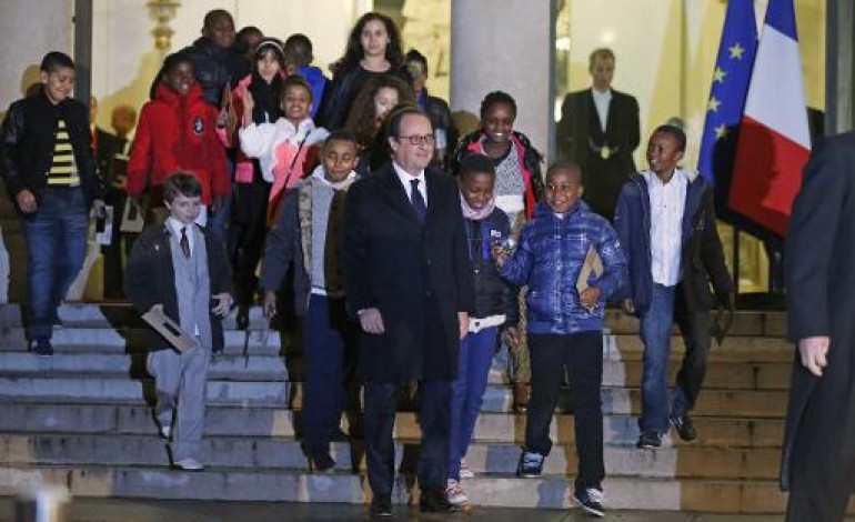 Paris (AFP). Hollande prononce son premier grand discours sur l'immigration