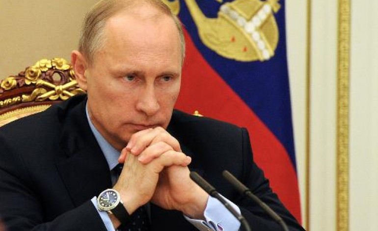 Moscou (AFP). La Russie entre dans une grave crise monétaire, Poutine sous pression